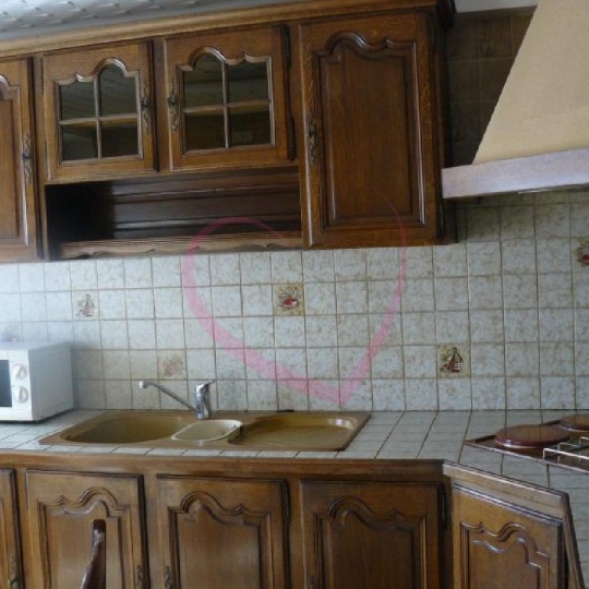  COEUR IMMOBILIER : House | SOULEUVRE-EN-BOCAGE (14350) | 140 m2 | 101 000 € 