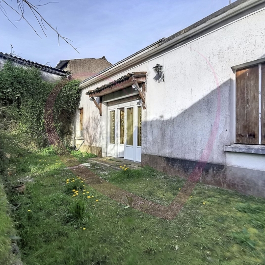  COEUR IMMOBILIER : House | BEAUPREAU-EN-MAUGES (49600) | 155 m2 | 85 000 € 