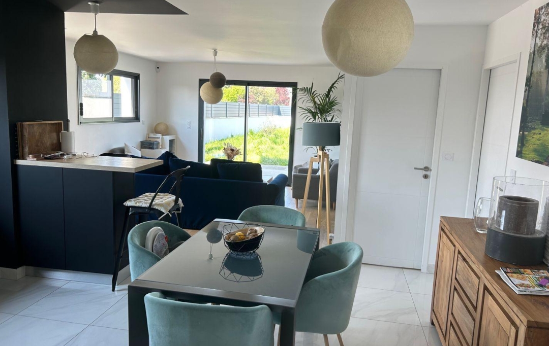 COEUR IMMOBILIER : Maison / Villa | SAINT-JULIEN-DE-CONCELLES (44450) | 111 m2 | 381 400 € 