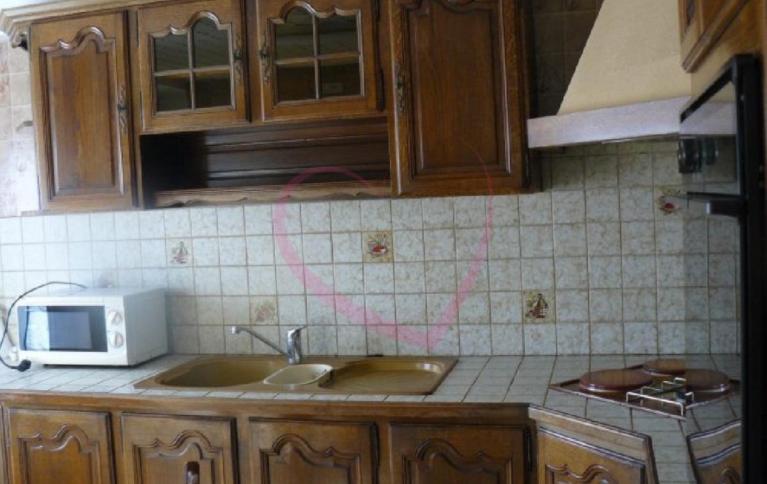 COEUR IMMOBILIER : House | SOULEUVRE-EN-BOCAGE (14350) | 140 m2 | 101 000 € 