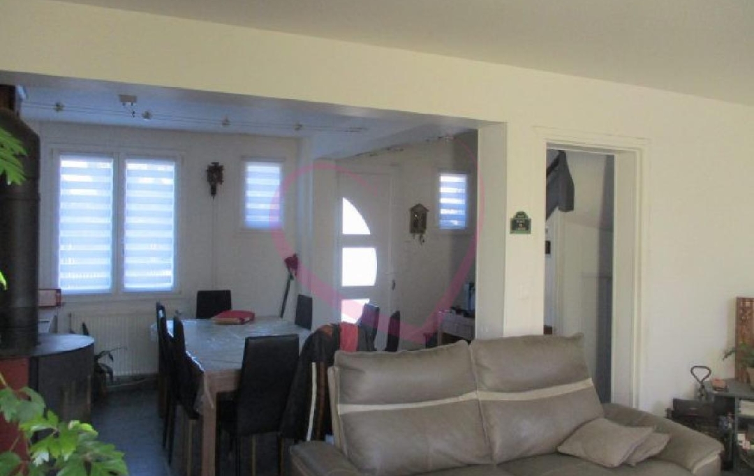 COEUR IMMOBILIER : House | CONDE-SUR-NOIREAU (14110) | 118 m2 | 159 000 € 