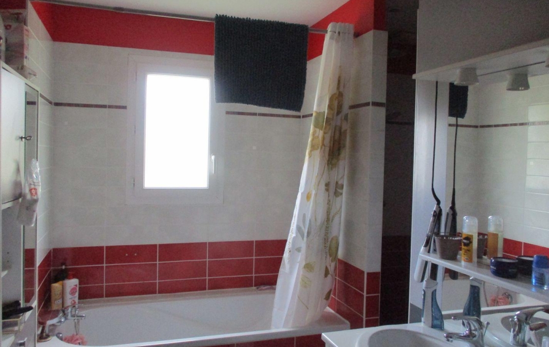 COEUR IMMOBILIER : Maison / Villa | SAINT-AMAND-VILLAGES (50160) | 181 m2 | 249 000 € 