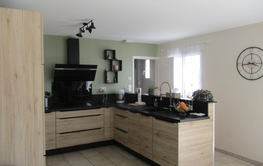 COEUR IMMOBILIER : Maison / Villa | SAINT-AMAND-VILLAGES (50160) | 181 m2 | 249 000 € 