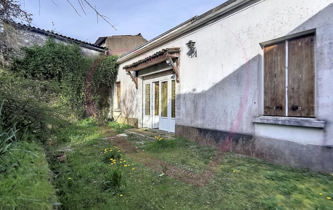 COEUR IMMOBILIER : House | BEAUPREAU-EN-MAUGES (49600) | 155 m2 | 85 000 € 