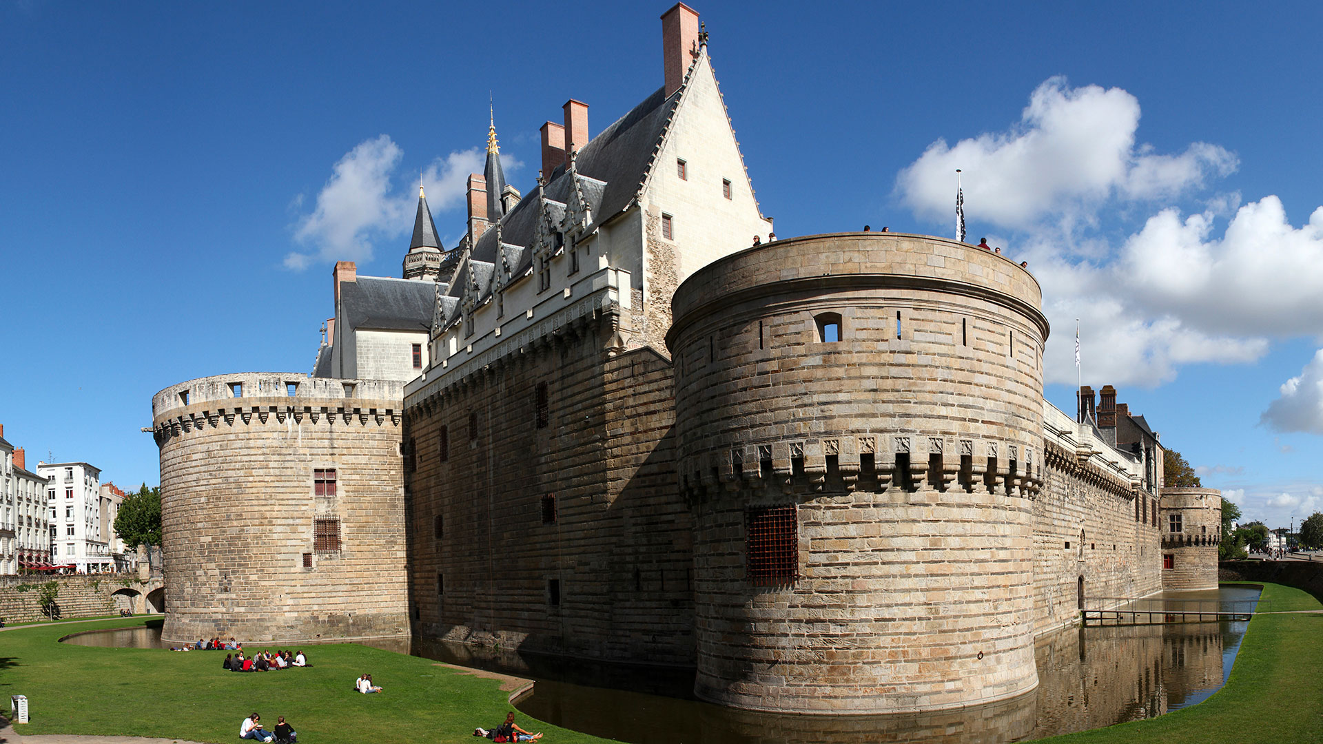 immonantes_bg1